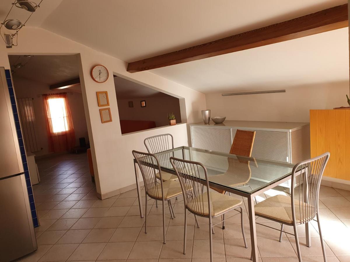 Apartament La Mansarda Savona Zewnętrze zdjęcie