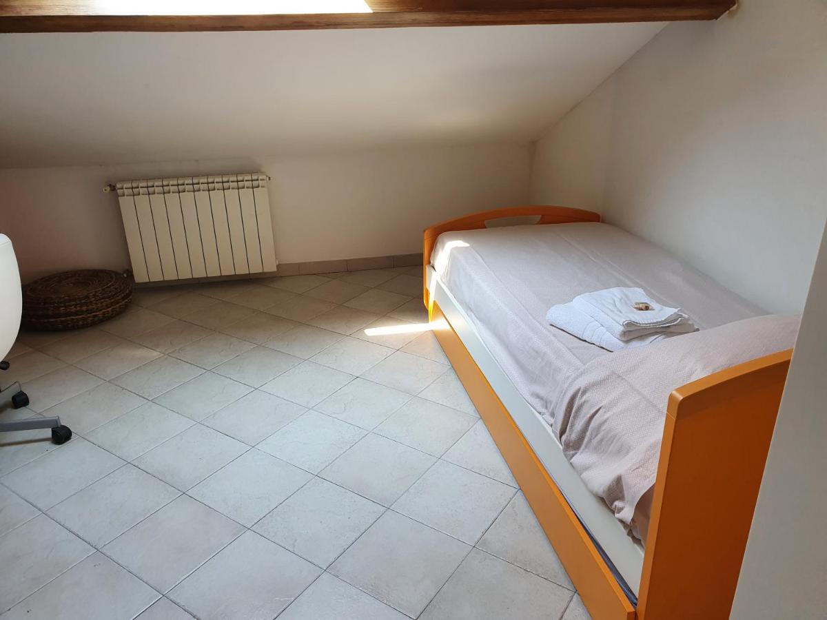 Apartament La Mansarda Savona Zewnętrze zdjęcie
